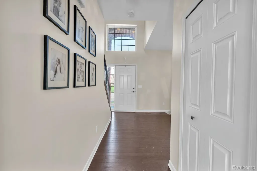 50647 Bredenbury Drive Macomb Township MI 48044