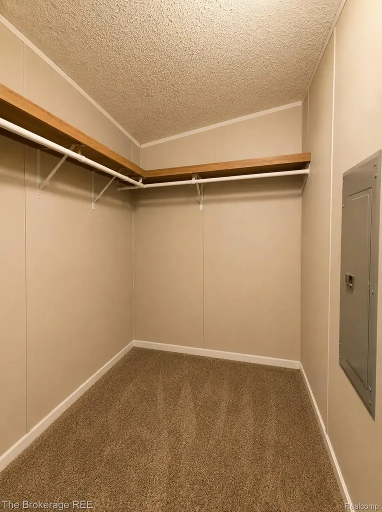 33051 Heatherwood Lot 244 New Haven Village MI 40848