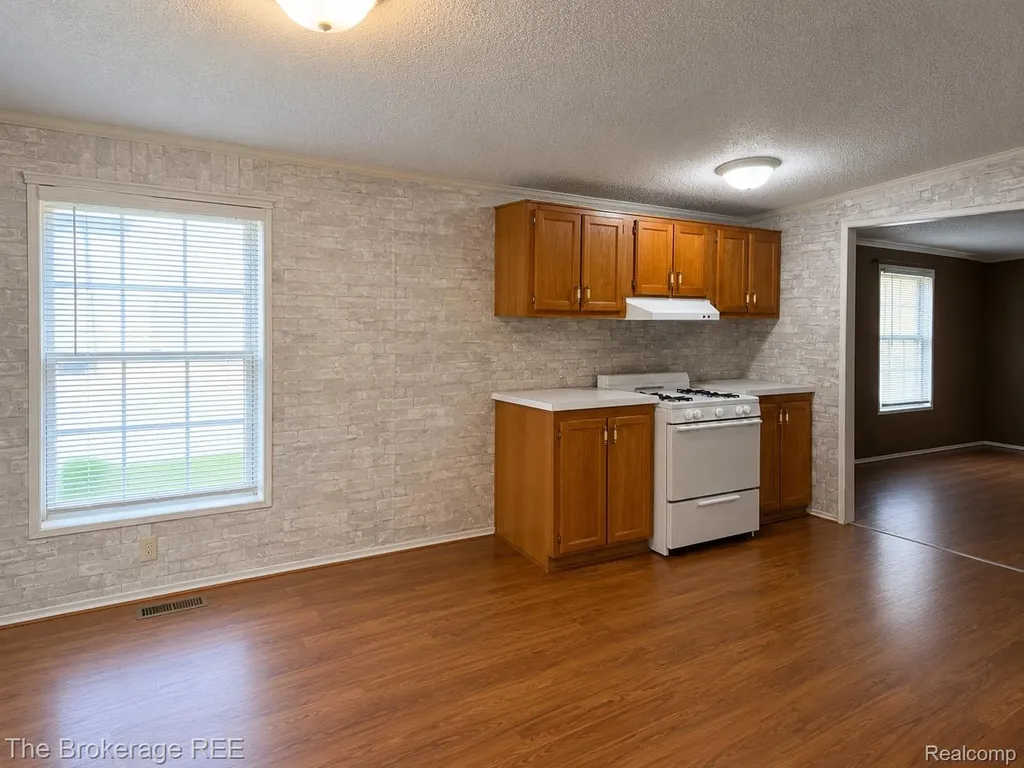 33051 Heatherwood Lot 244 New Haven Village MI 40848