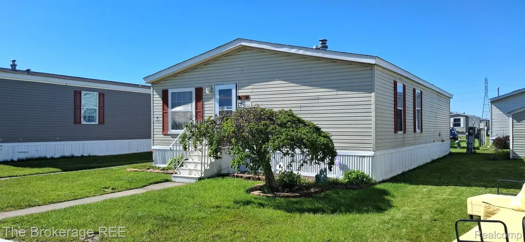 33051 Heatherwood Lot 244 New Haven Village MI 40848
