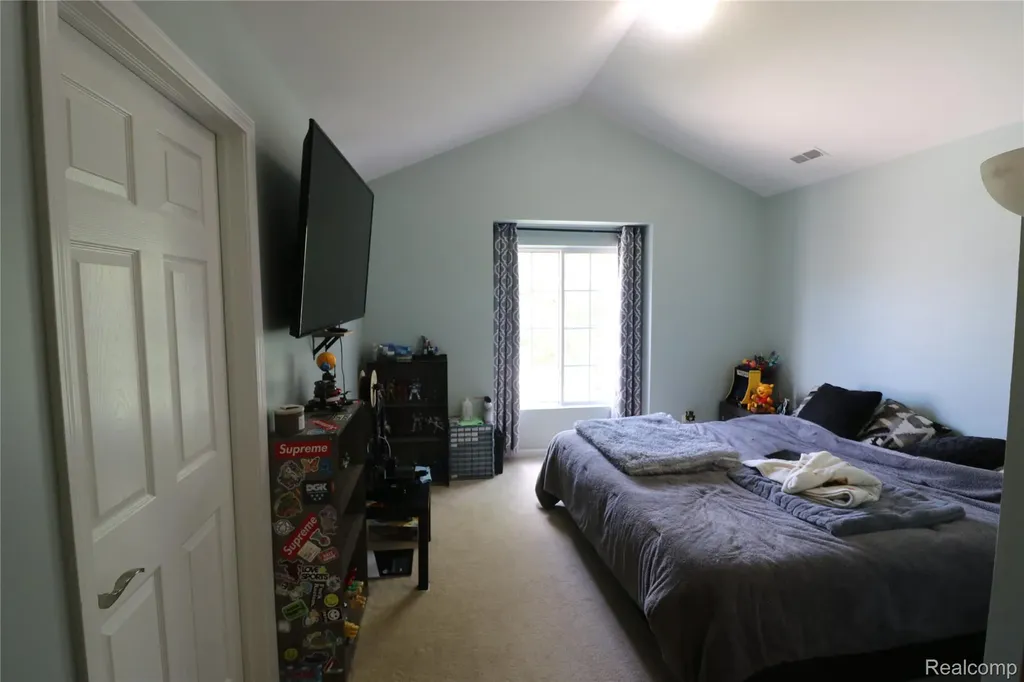 14486 Shadywood Drive Sterling Heights City MI 48312