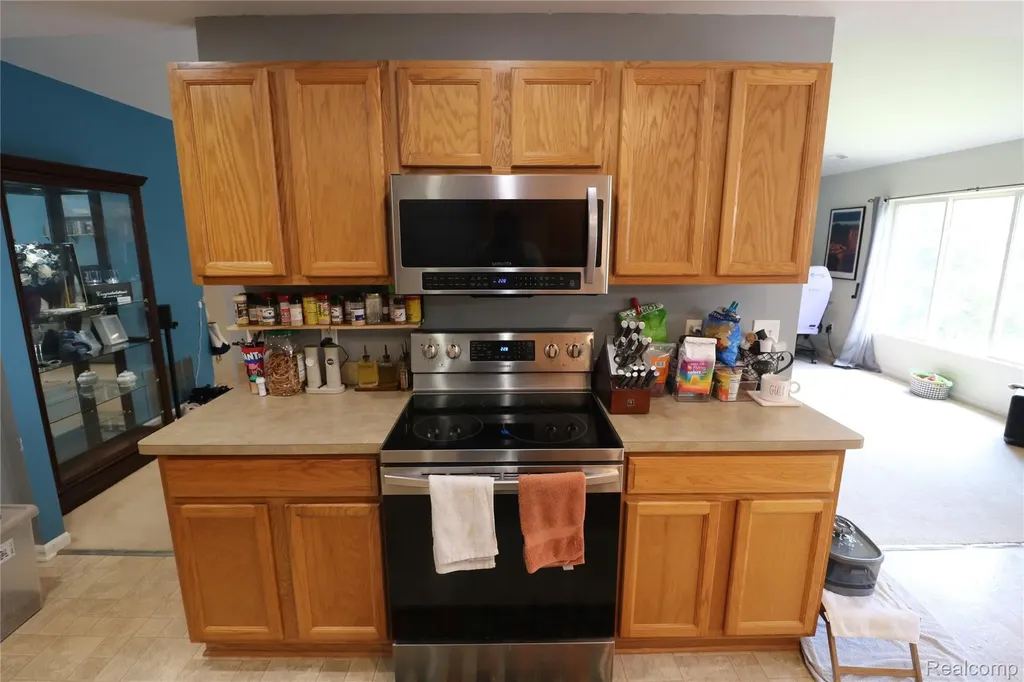 14486 Shadywood Drive Sterling Heights City MI 48312