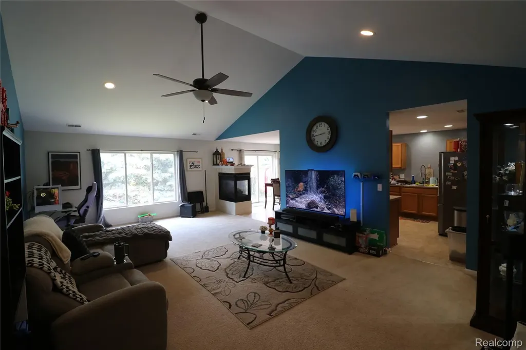 14486 Shadywood Drive Sterling Heights City MI 48312