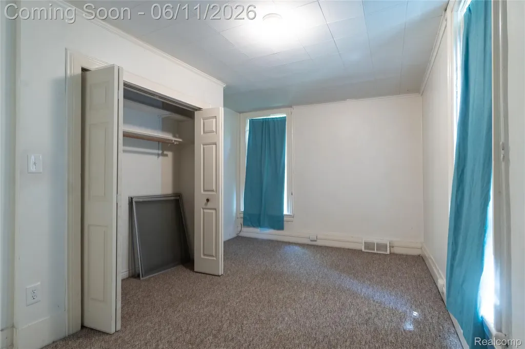 807 Baird Street Holly Village MI 48442