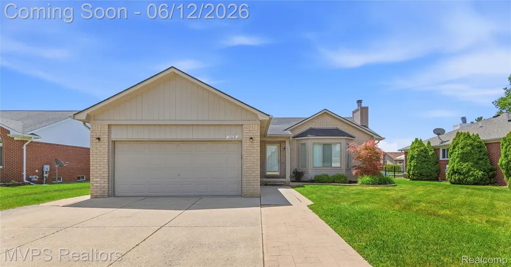 21618 Sue Ellen Drive Macomb Township MI 48044