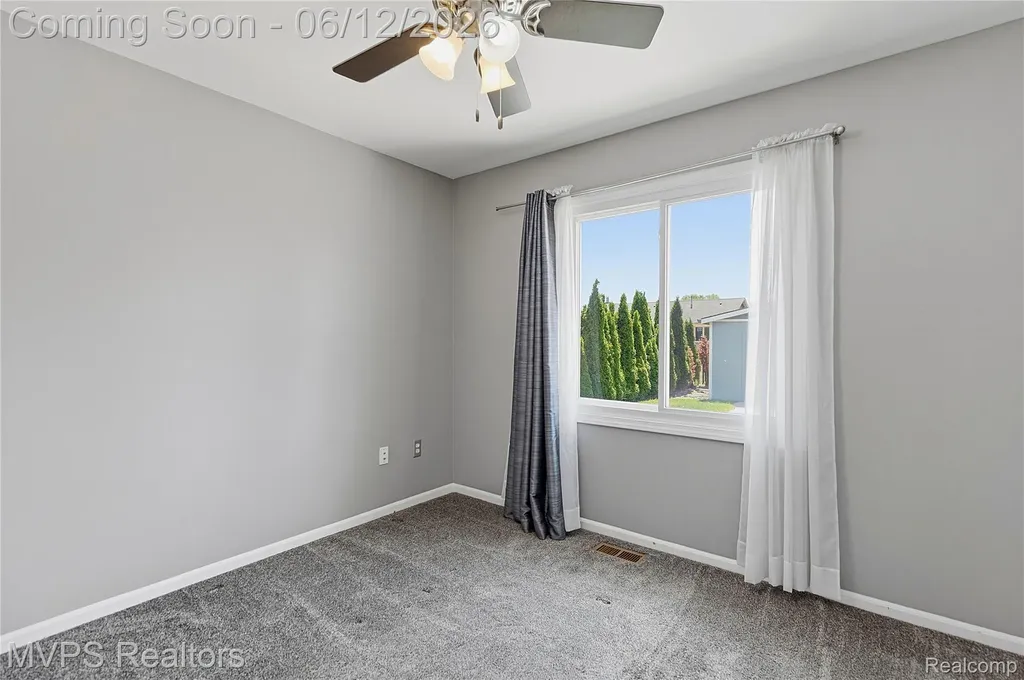 21618 Sue Ellen Drive Macomb Township MI 48044