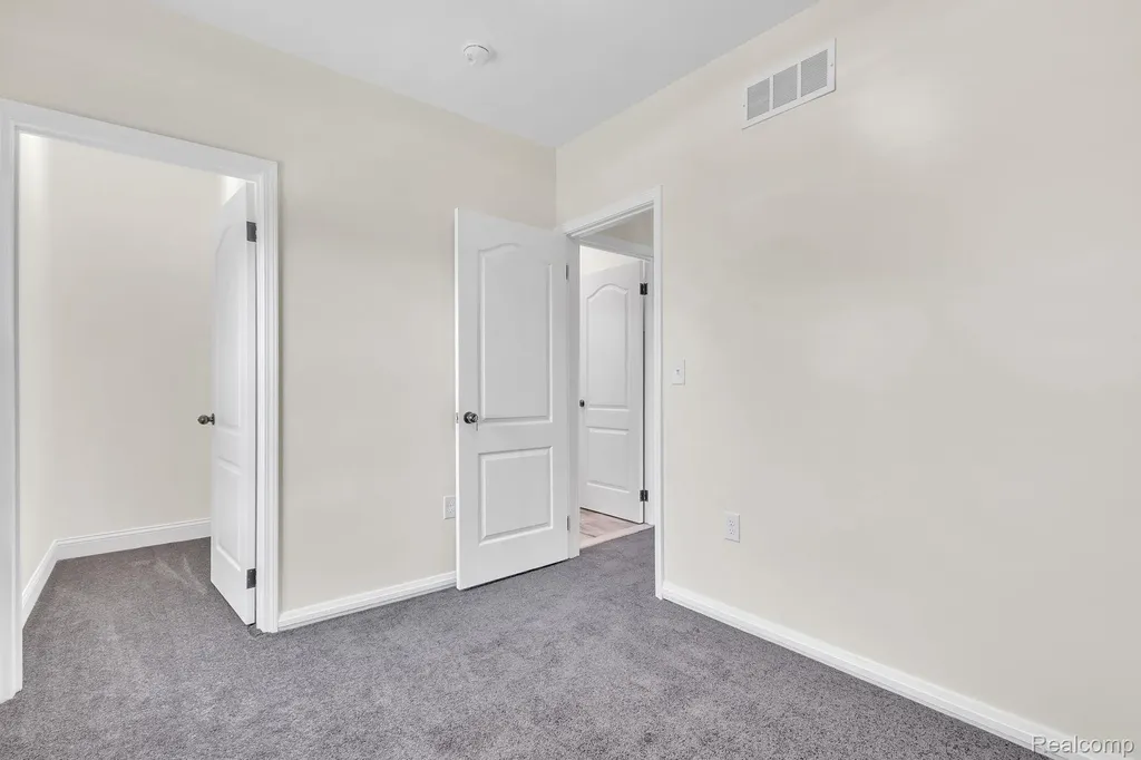 4846 Mckinley Street Detroit City MI 48208