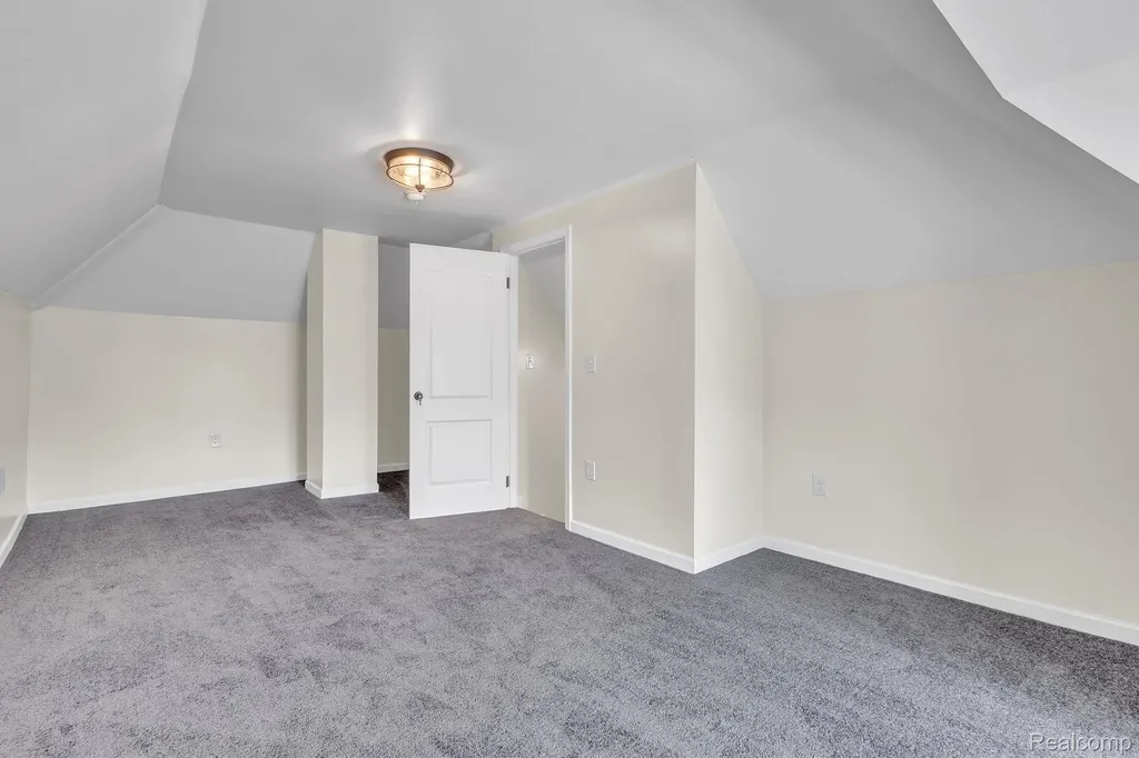 4846 Mckinley Street Detroit City MI 48208