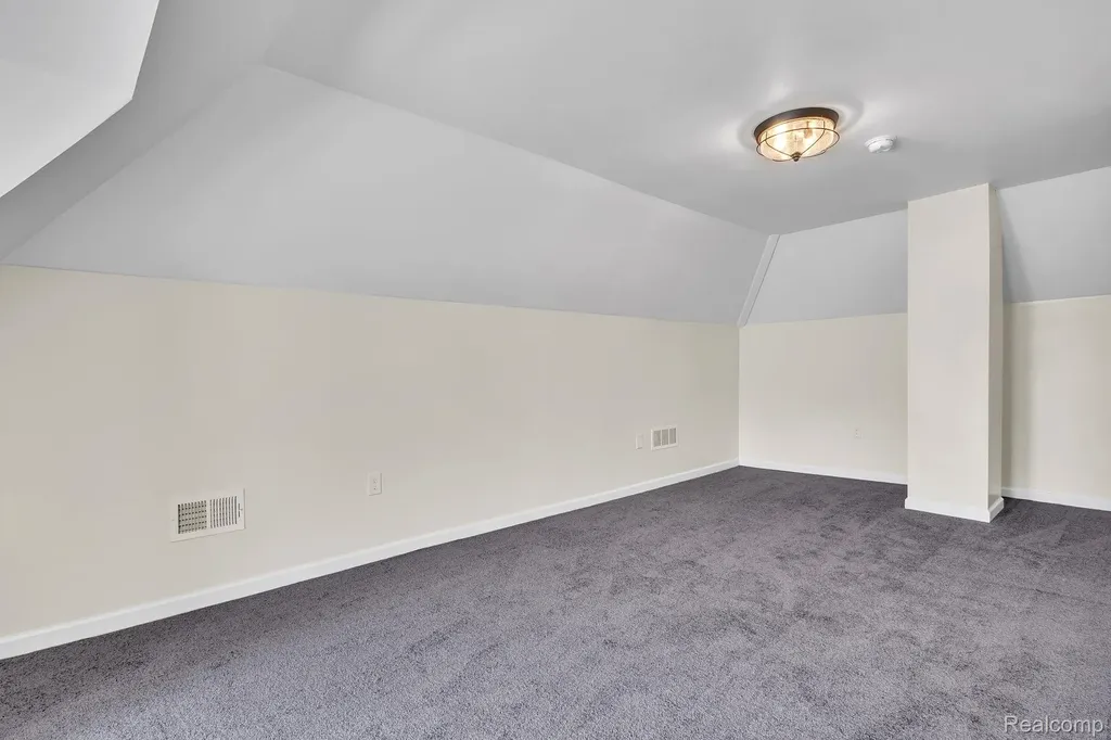 4846 Mckinley Street Detroit City MI 48208