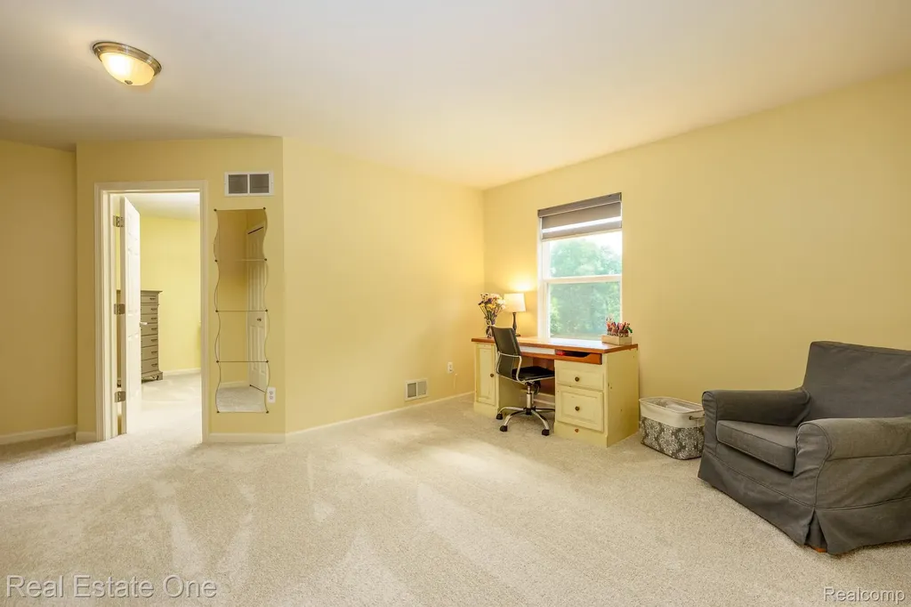 442 Ridgewood Drive S Brandon Charter Township MI 48462