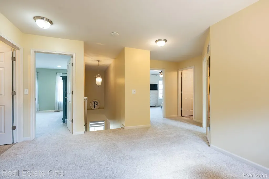 442 Ridgewood Drive S Brandon Charter Township MI 48462