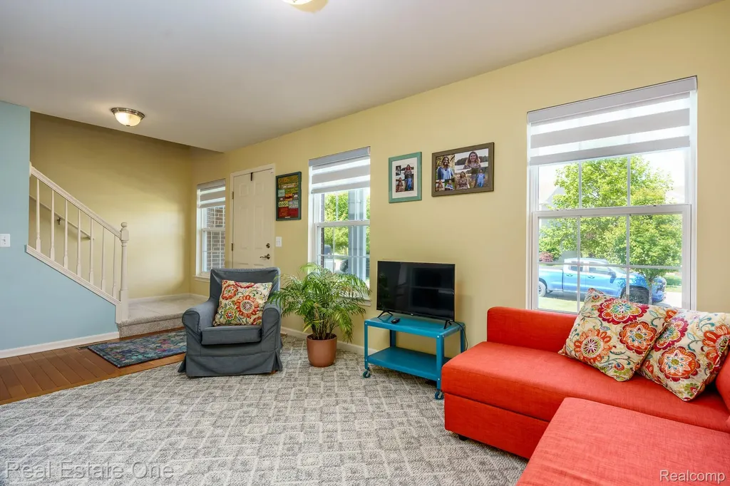 442 Ridgewood Drive S Brandon Charter Township MI 48462