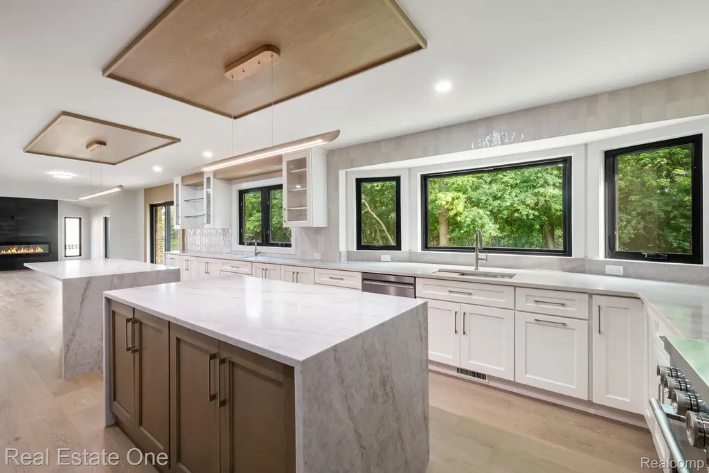 1683 Mark Hopkins Road Bloomfield Hills City MI 48302