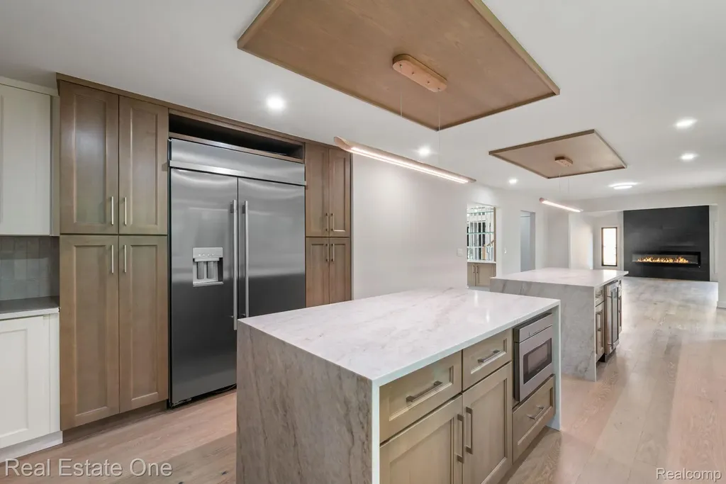 1683 Mark Hopkins Road Bloomfield Hills City MI 48302