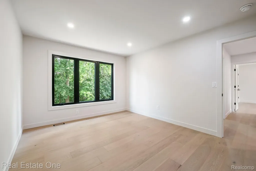 1683 Mark Hopkins Road Bloomfield Hills City MI 48302