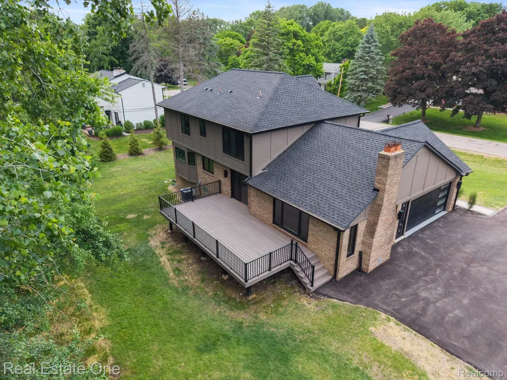 1683 Mark Hopkins Road Bloomfield Hills City MI 48302