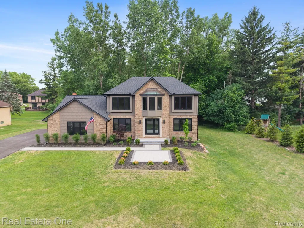 1683 Mark Hopkins Road Bloomfield Hills City MI 48302