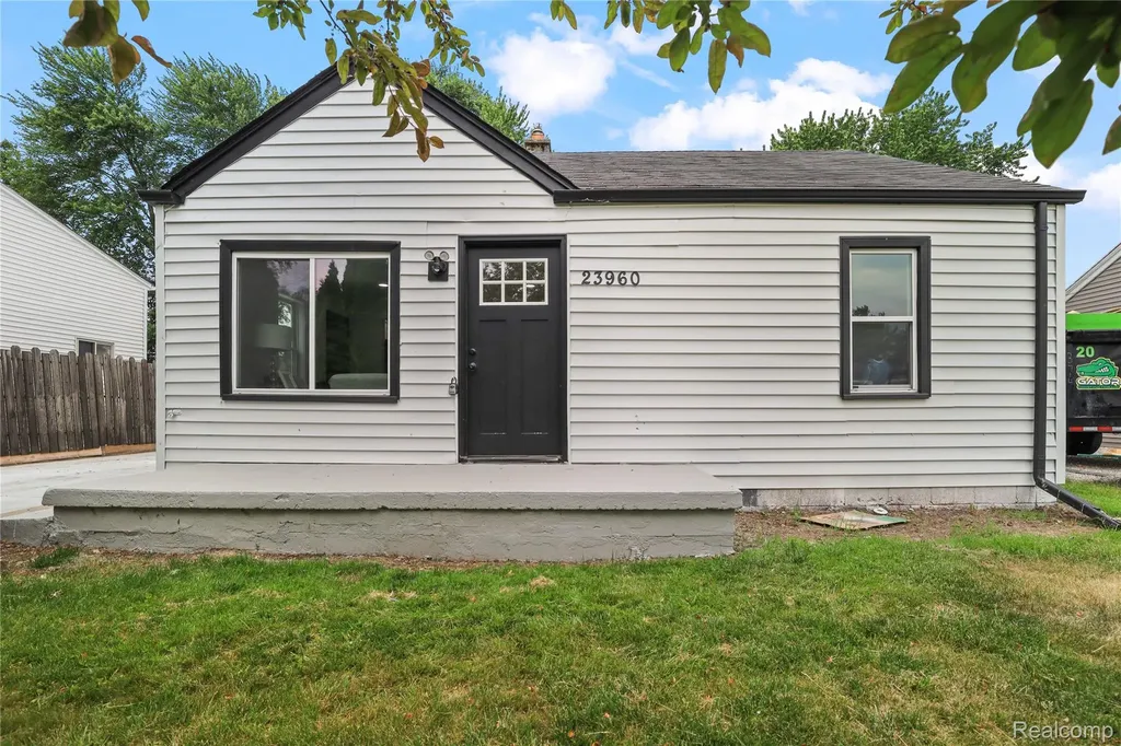 23960 Trombley Street Clinton Charter Township MI 48035