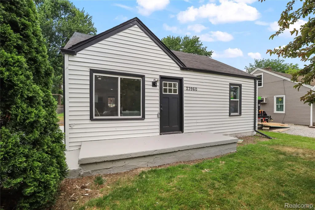 23960 Trombley Street Clinton Charter Township MI 48035