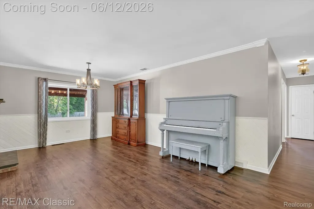 2939 Shirley Street Highland Charter Township MI 48380