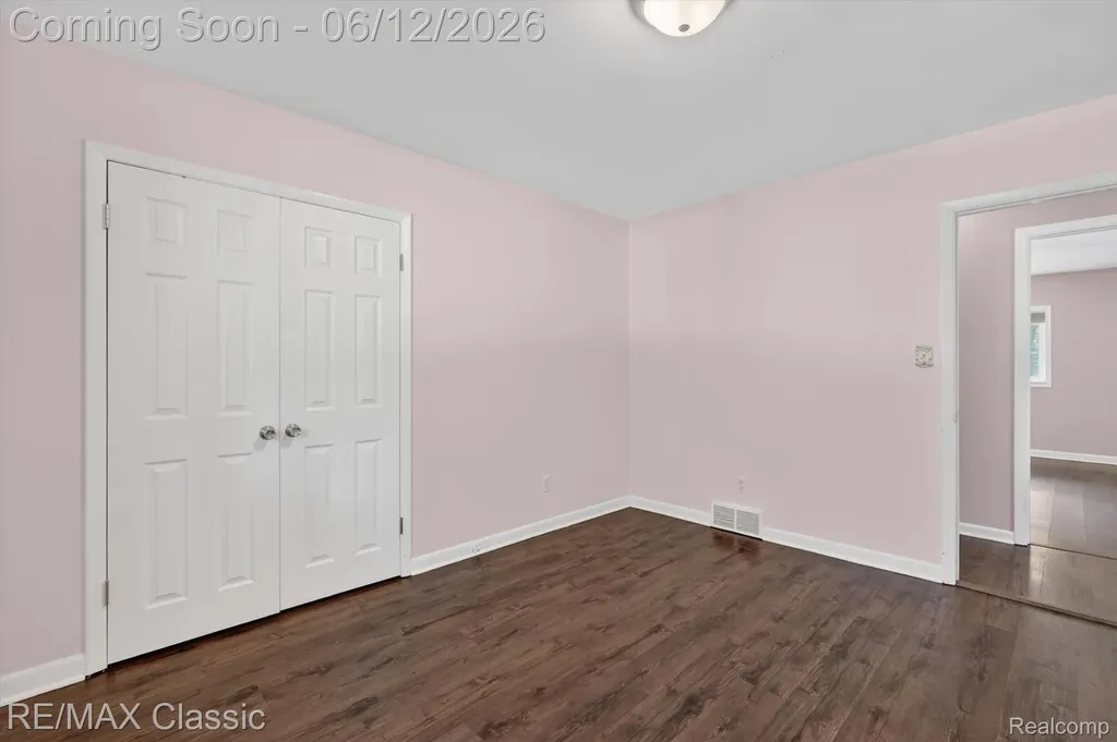 2939 Shirley Street Highland Charter Township MI 48380