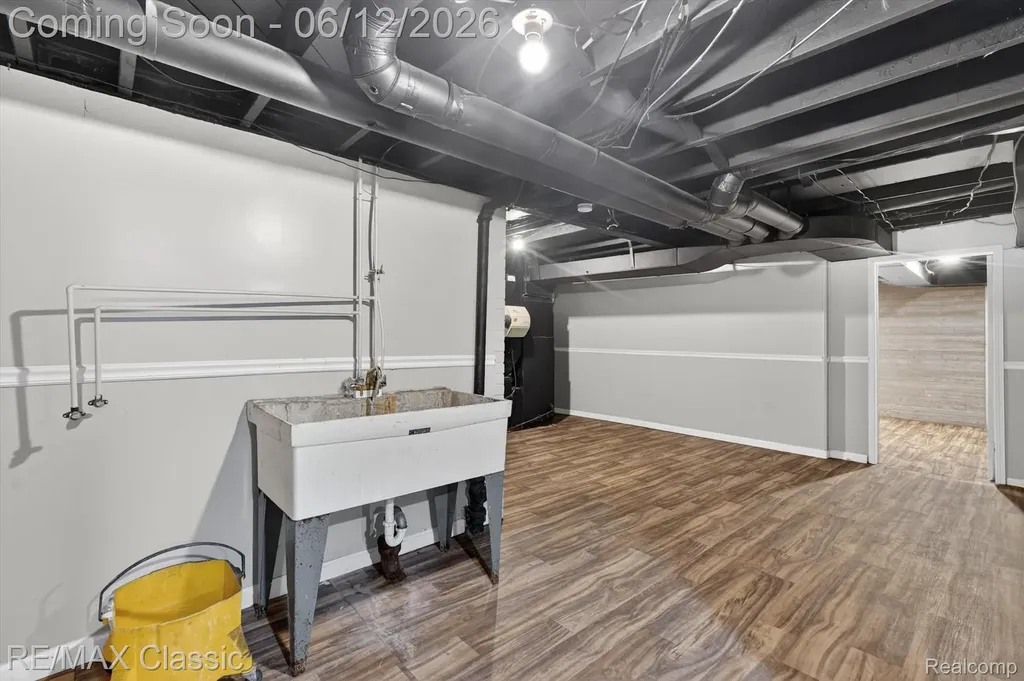2939 Shirley Street Highland Charter Township MI 48380