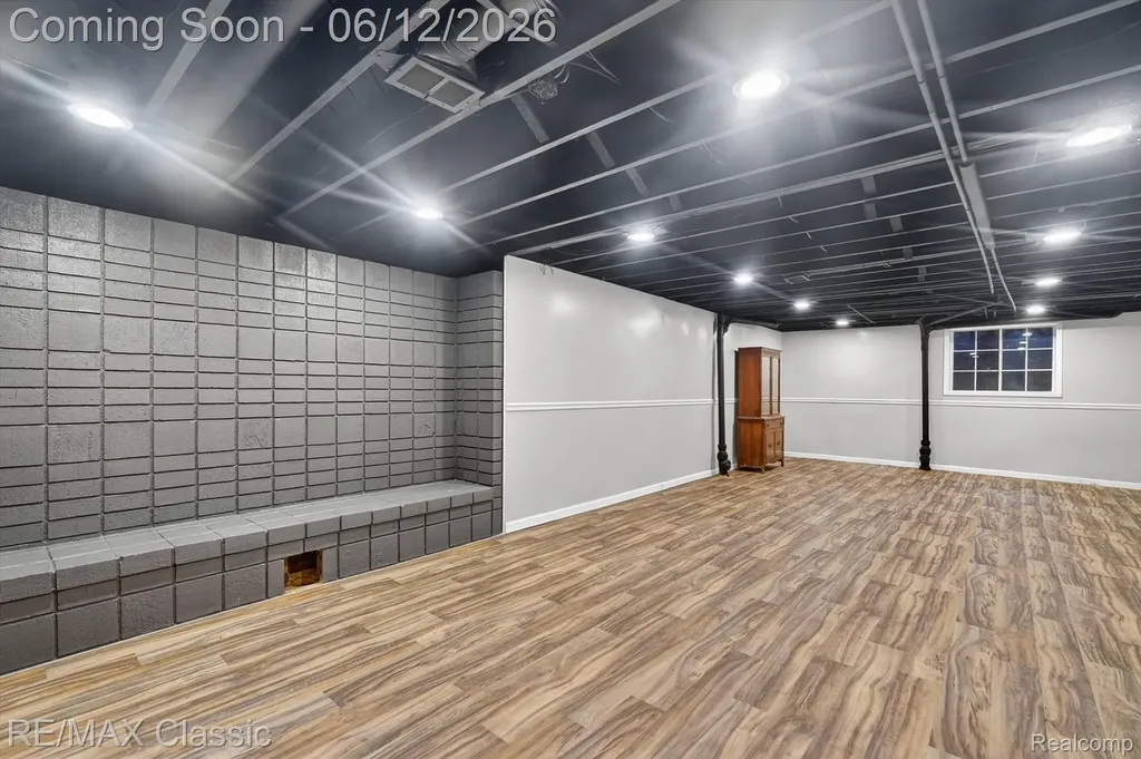 2939 Shirley Street Highland Charter Township MI 48380