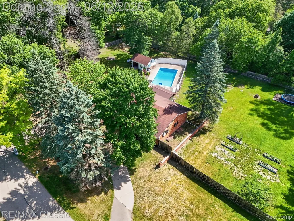 2939 Shirley Street Highland Charter Township MI 48380