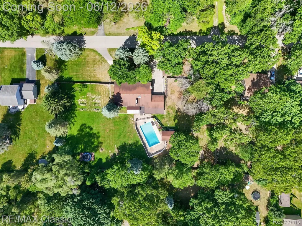 2939 Shirley Street Highland Charter Township MI 48380