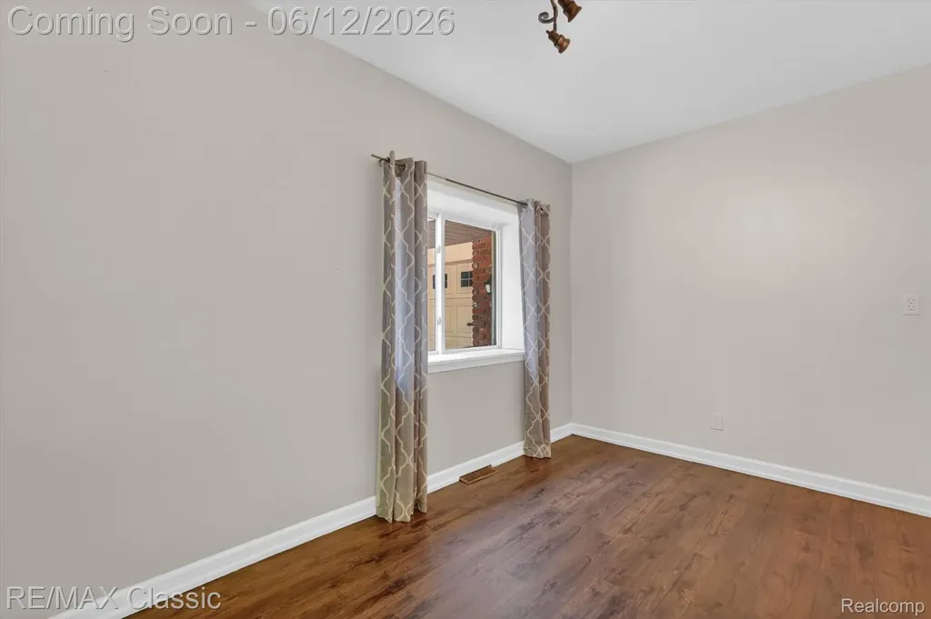 2939 Shirley Street Highland Charter Township MI 48380