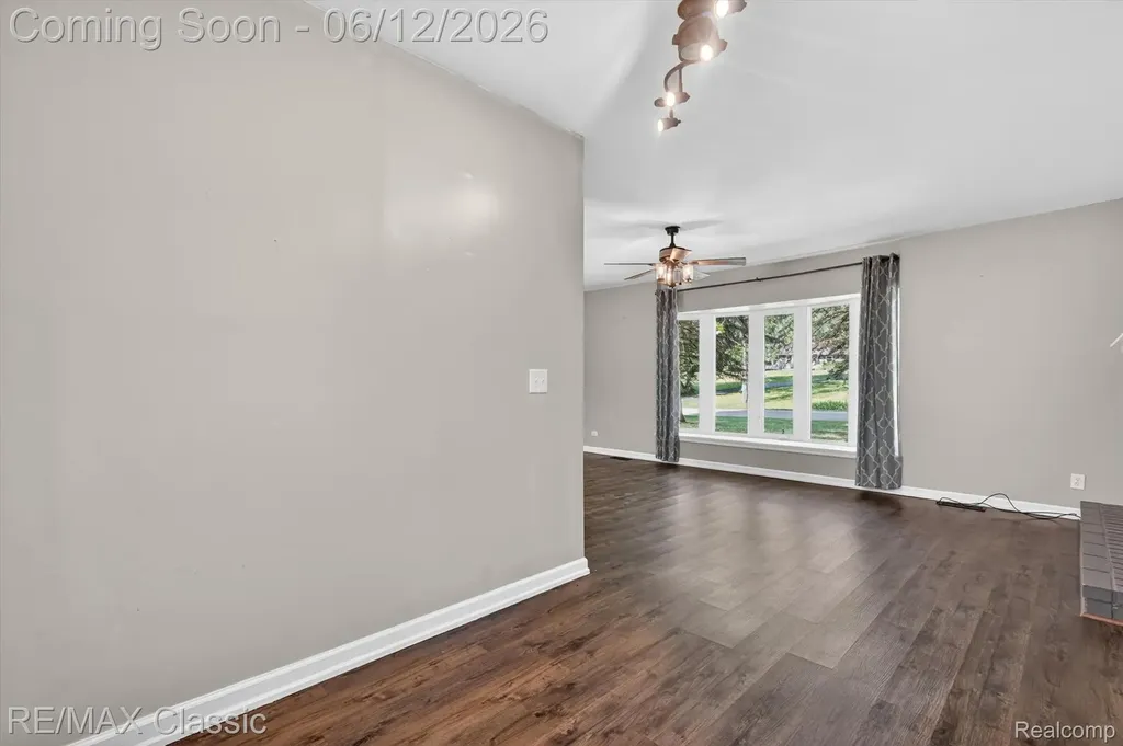 2939 Shirley Street Highland Charter Township MI 48380