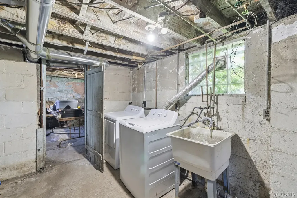 14010 Goddard Street Detroit City MI 48212