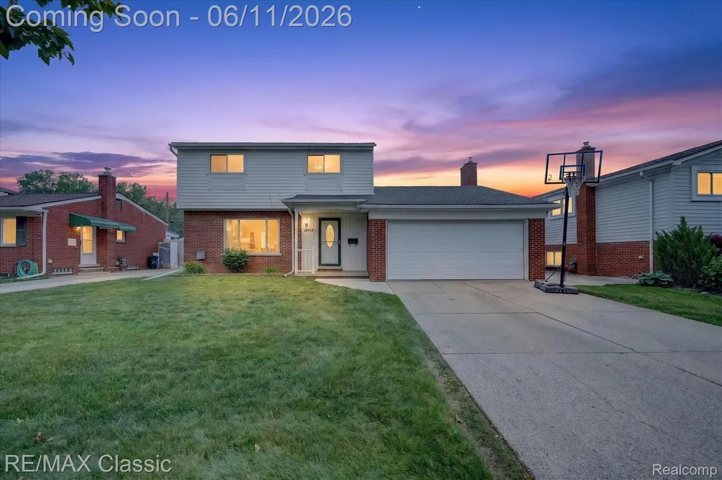32448 Washington Street Livonia City MI 48150