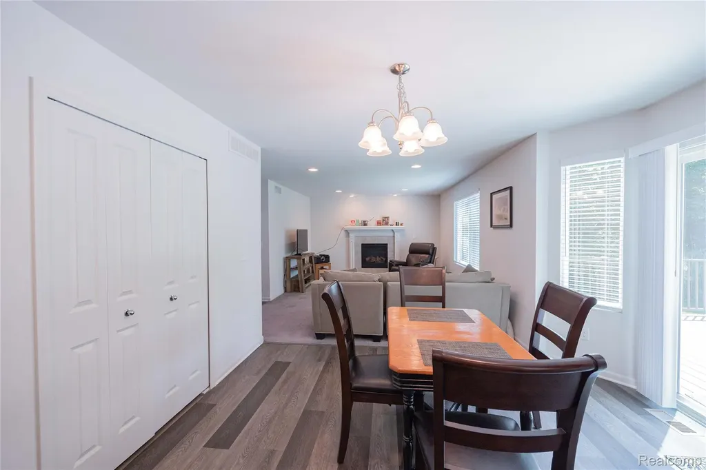 37467 S Dianne Lane Huron Charter Township MI 48164