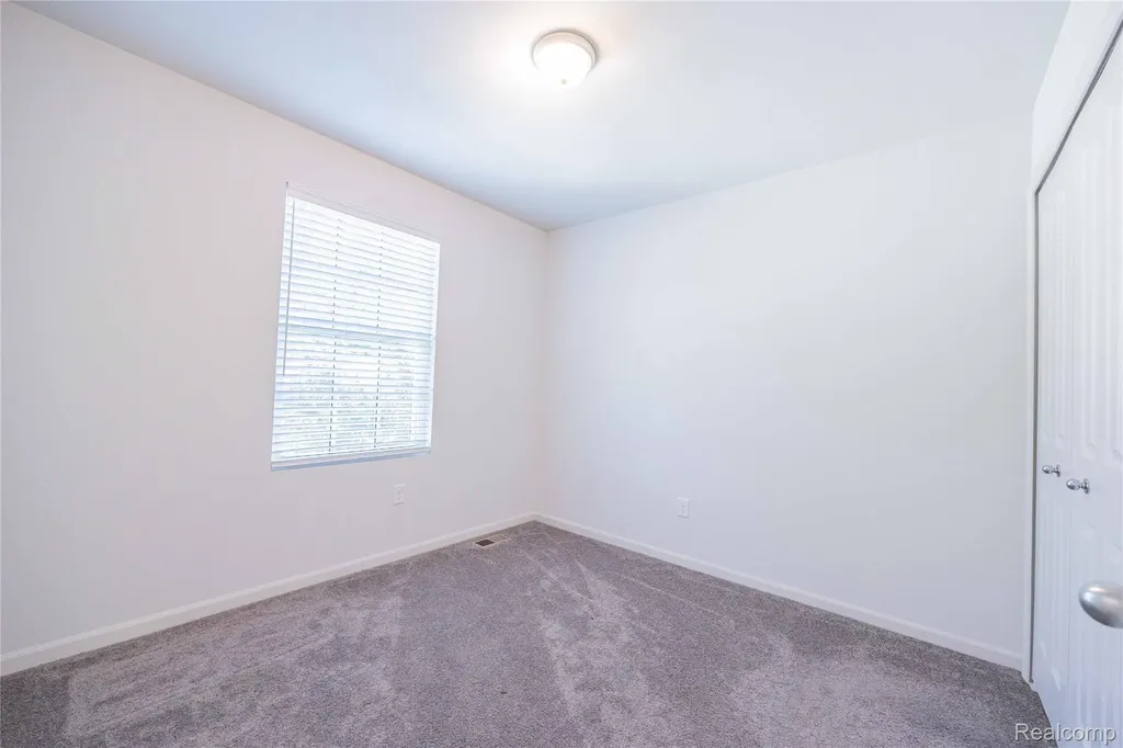 37467 S Dianne Lane Huron Charter Township MI 48164