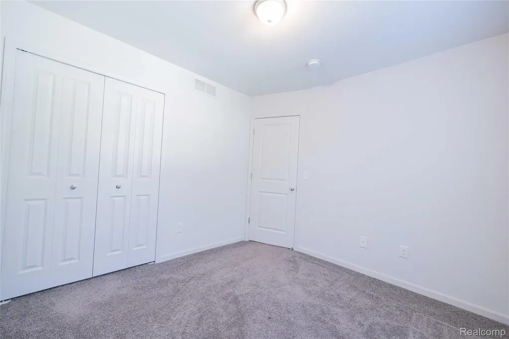 37467 S Dianne Lane Huron Charter Township MI 48164