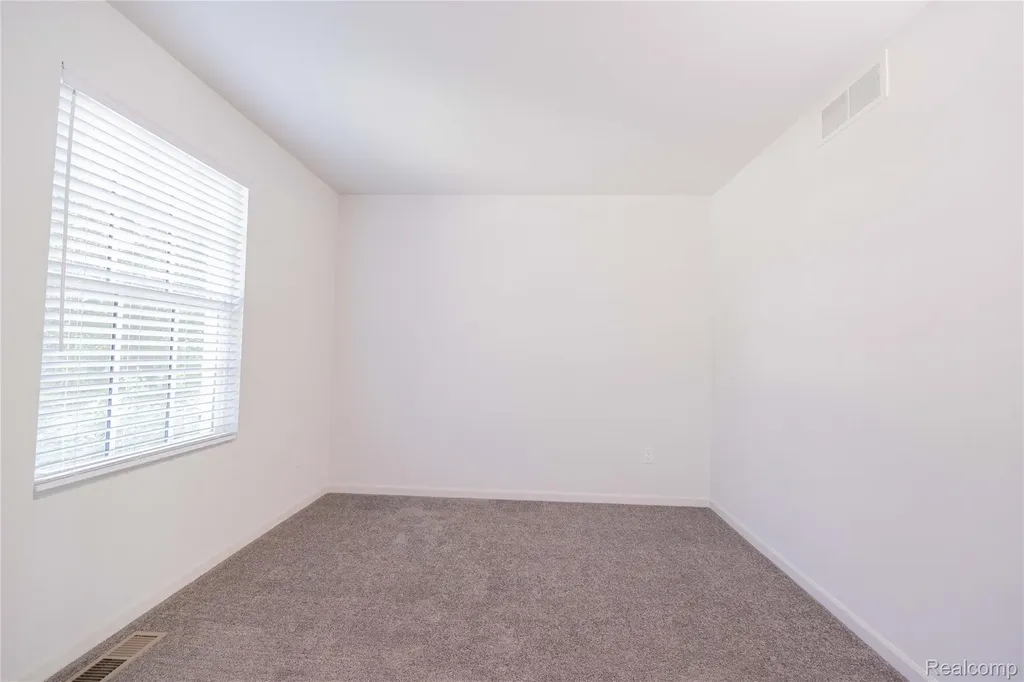 37467 S Dianne Lane Huron Charter Township MI 48164