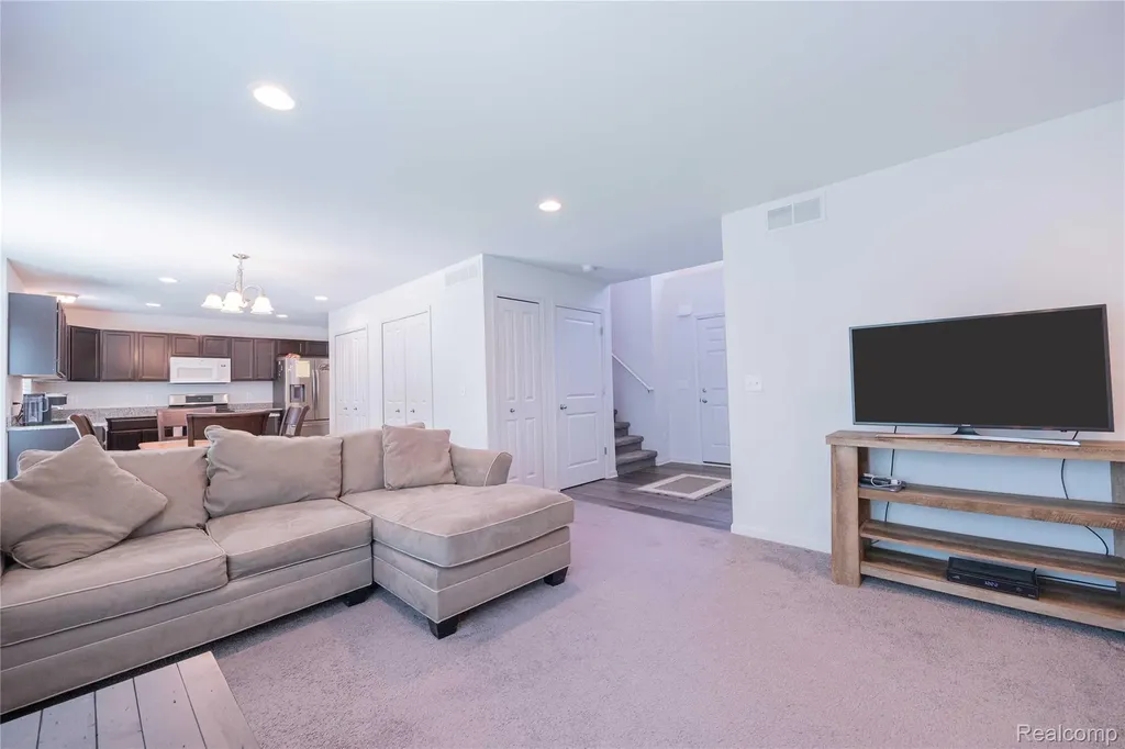 37467 S Dianne Lane Huron Charter Township MI 48164