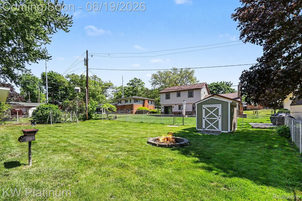 2346 Riverwood Drive Port Huron City MI 48060
