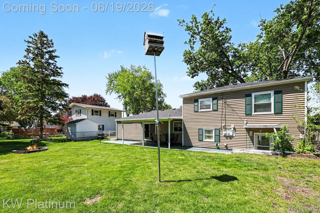 2346 Riverwood Drive Port Huron City MI 48060