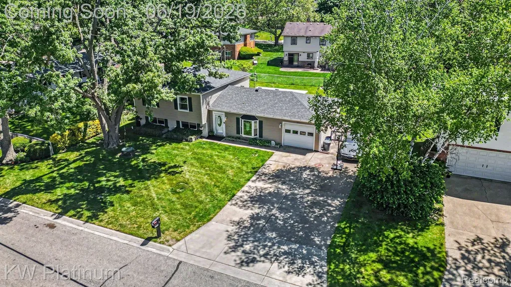 2346 Riverwood Drive Port Huron City MI 48060
