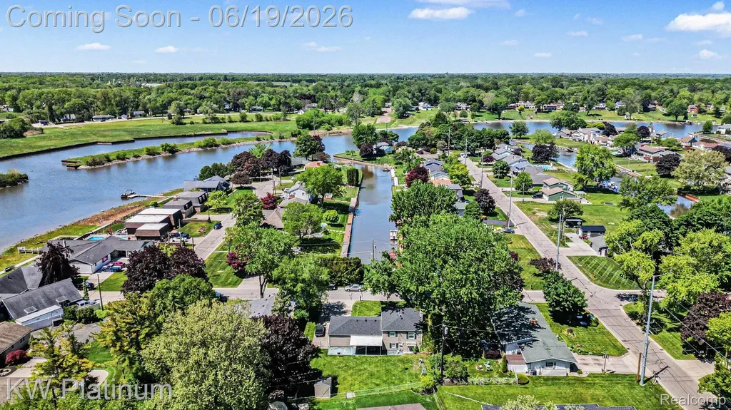 2346 Riverwood Drive Port Huron City MI 48060