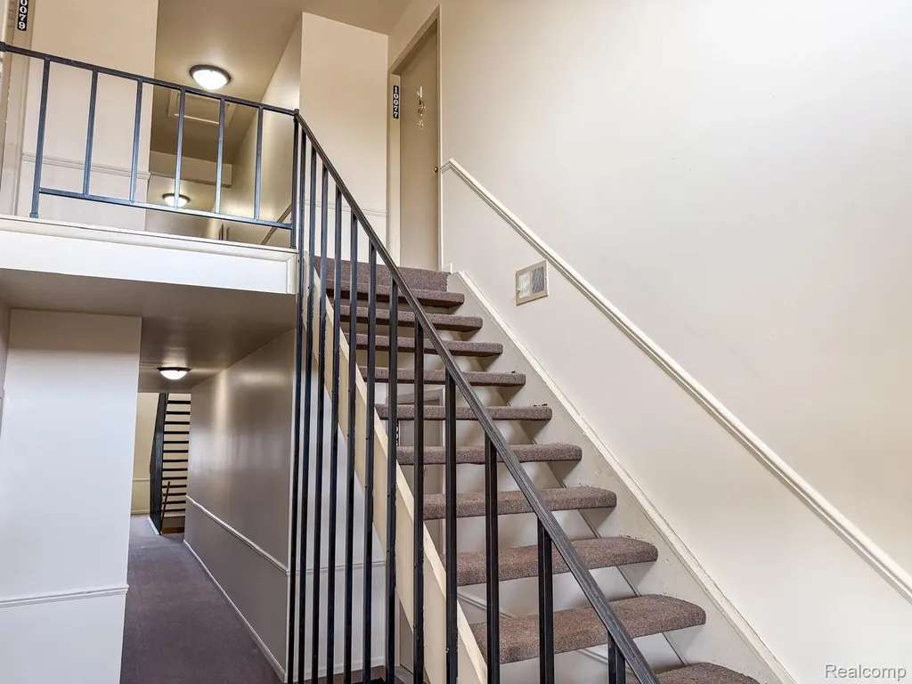 10077 Allen Pointe Drive Allen Park City MI 48101