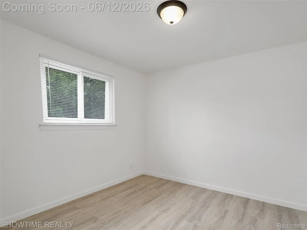20120 Brian Court Clinton Charter Township MI 48035