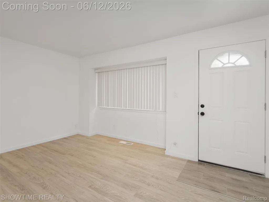 20120 Brian Court Clinton Charter Township MI 48035