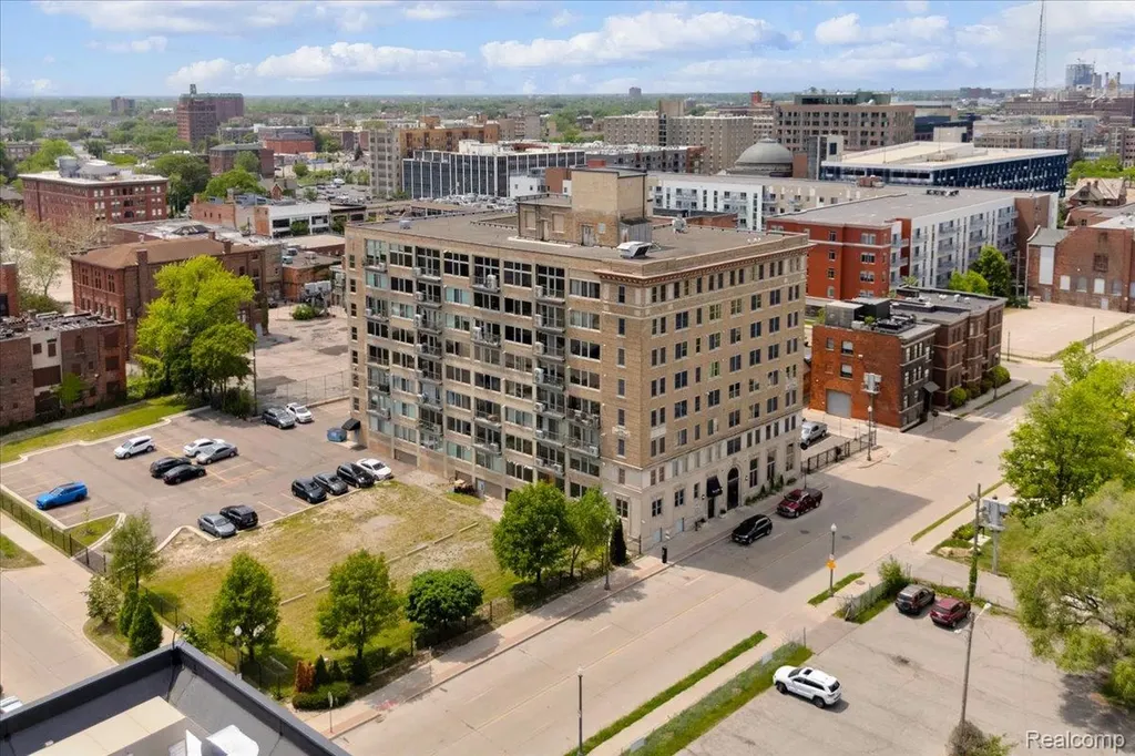 2915 John R Street Detroit City MI 48201