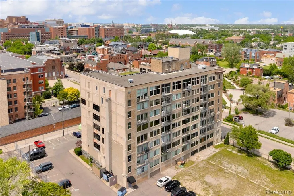 2915 John R Street Detroit City MI 48201