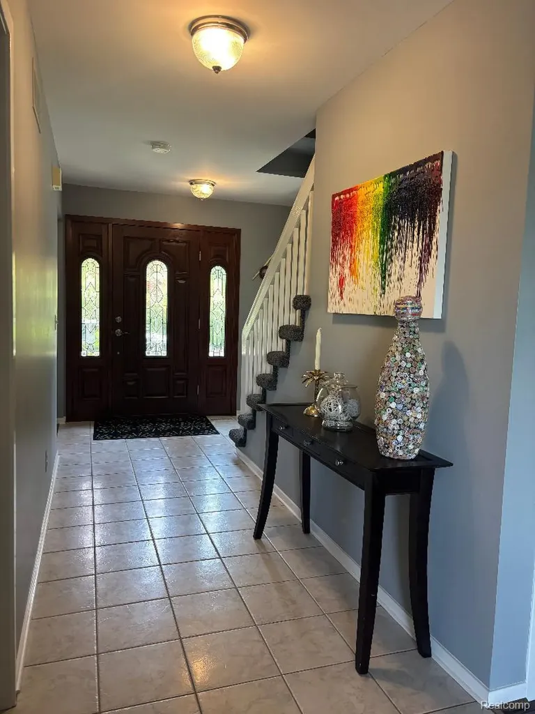 2136 Millstream Drive Wixom City MI 48393