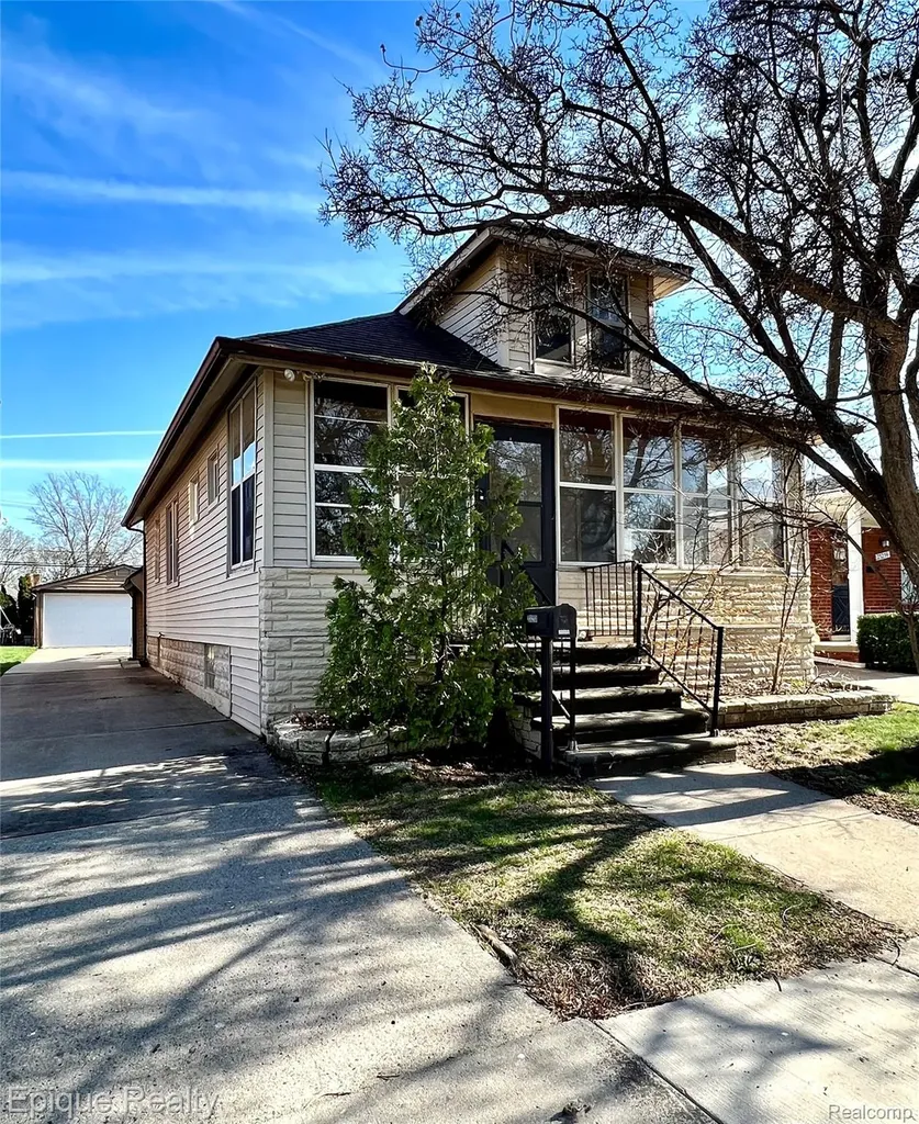 23231 Park Street Dearborn City MI 48124