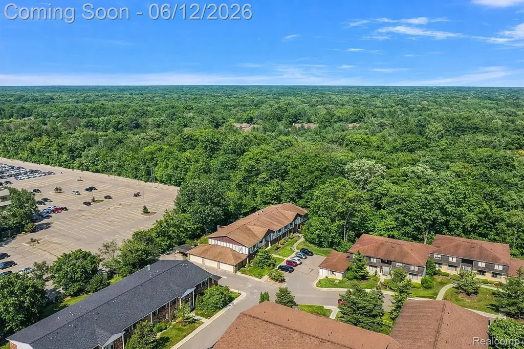 30050 Wildbrook Drive Southfield City MI 48034